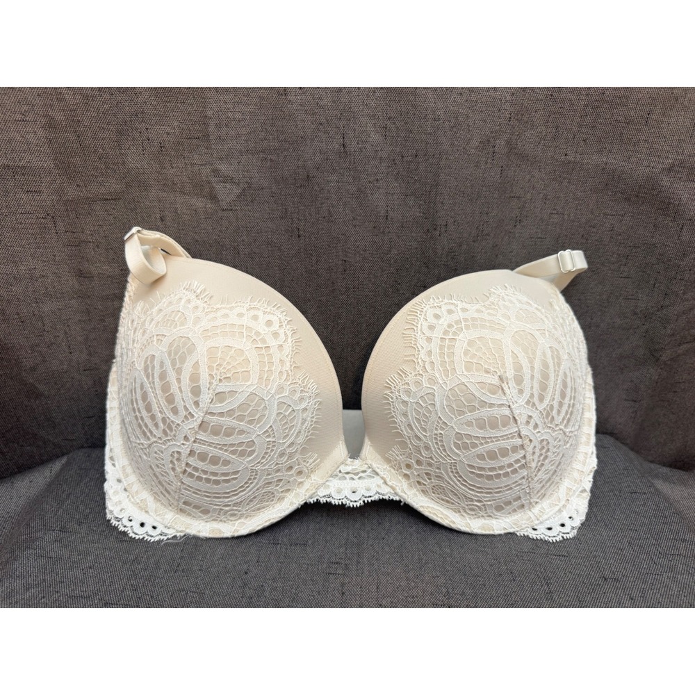 Victoria's Secret Dream Angels Push-Up Bra 32DDD Cream Ivory Lace Underwire